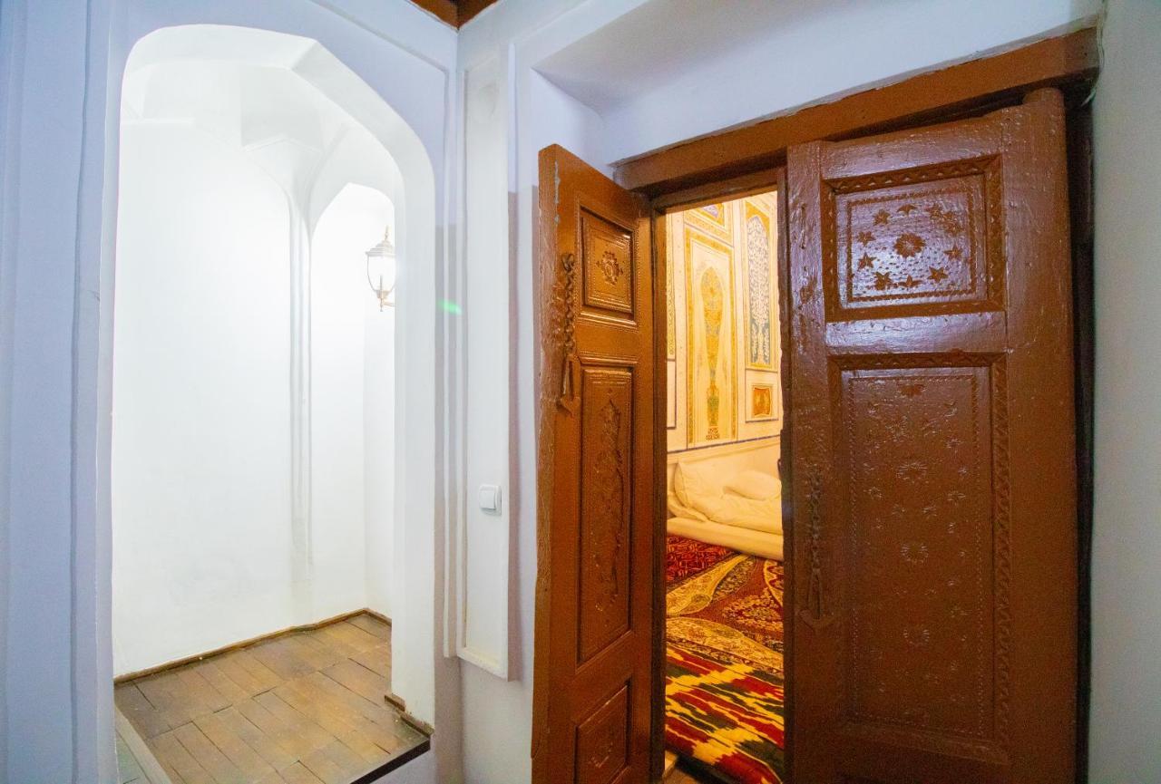 Bukhara Zaringiz Hotel Екстериор снимка