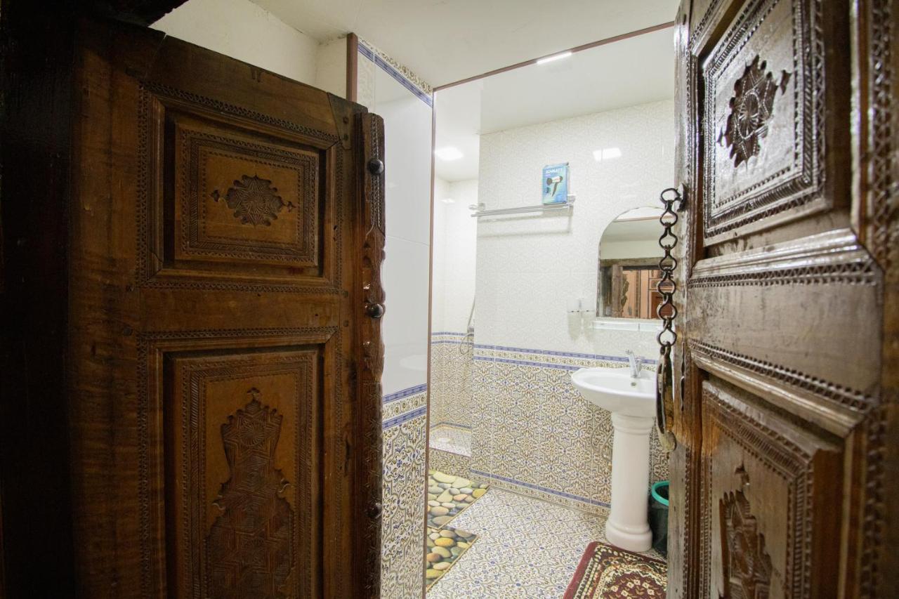 Bukhara Zaringiz Hotel Екстериор снимка