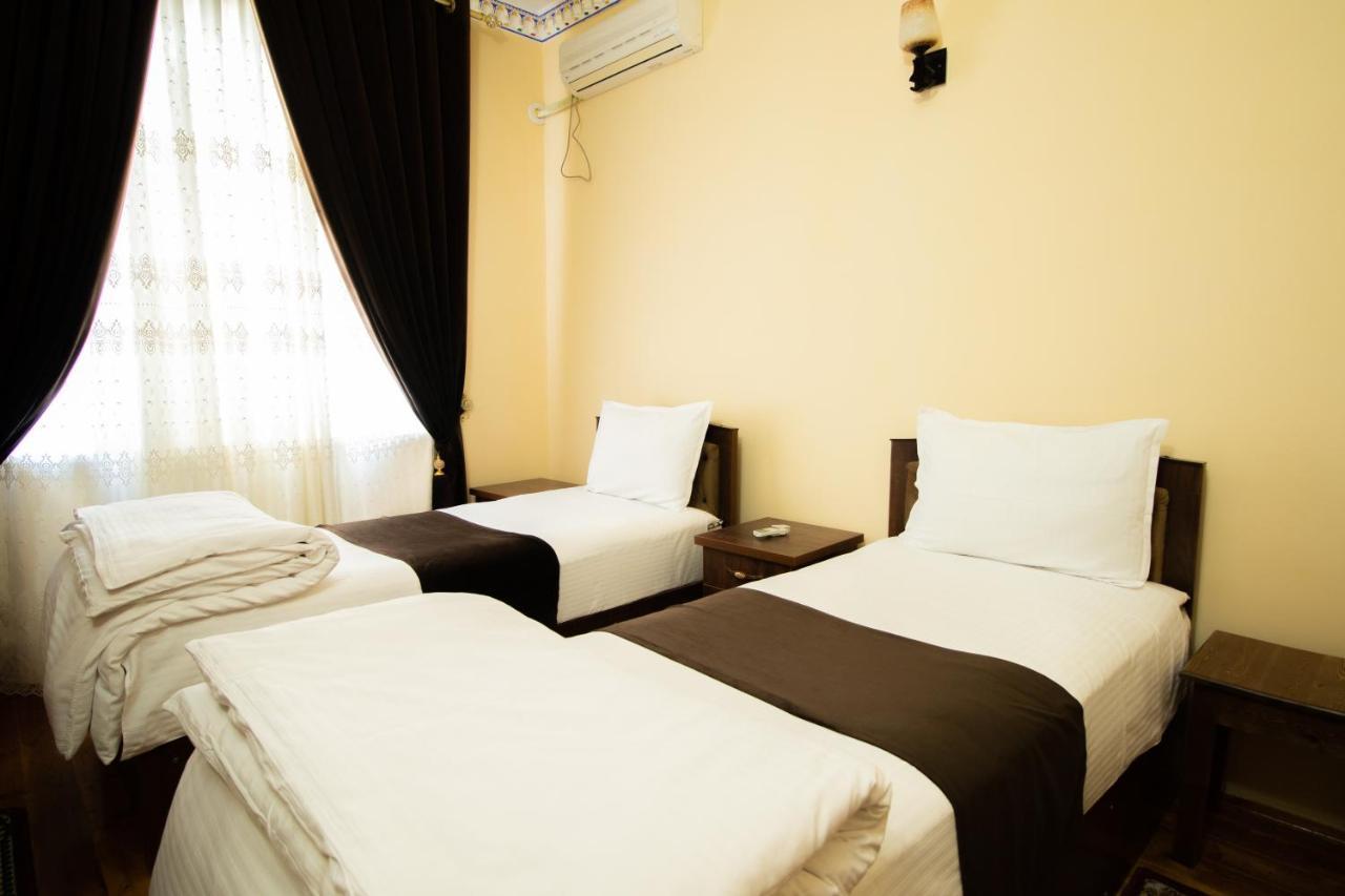 Bukhara Zaringiz Hotel Екстериор снимка