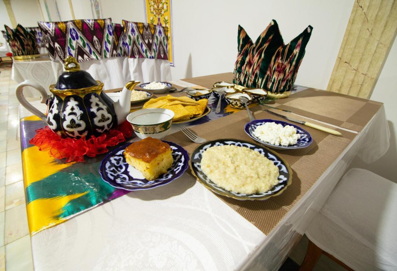 Bukhara Zaringiz Hotel Екстериор снимка