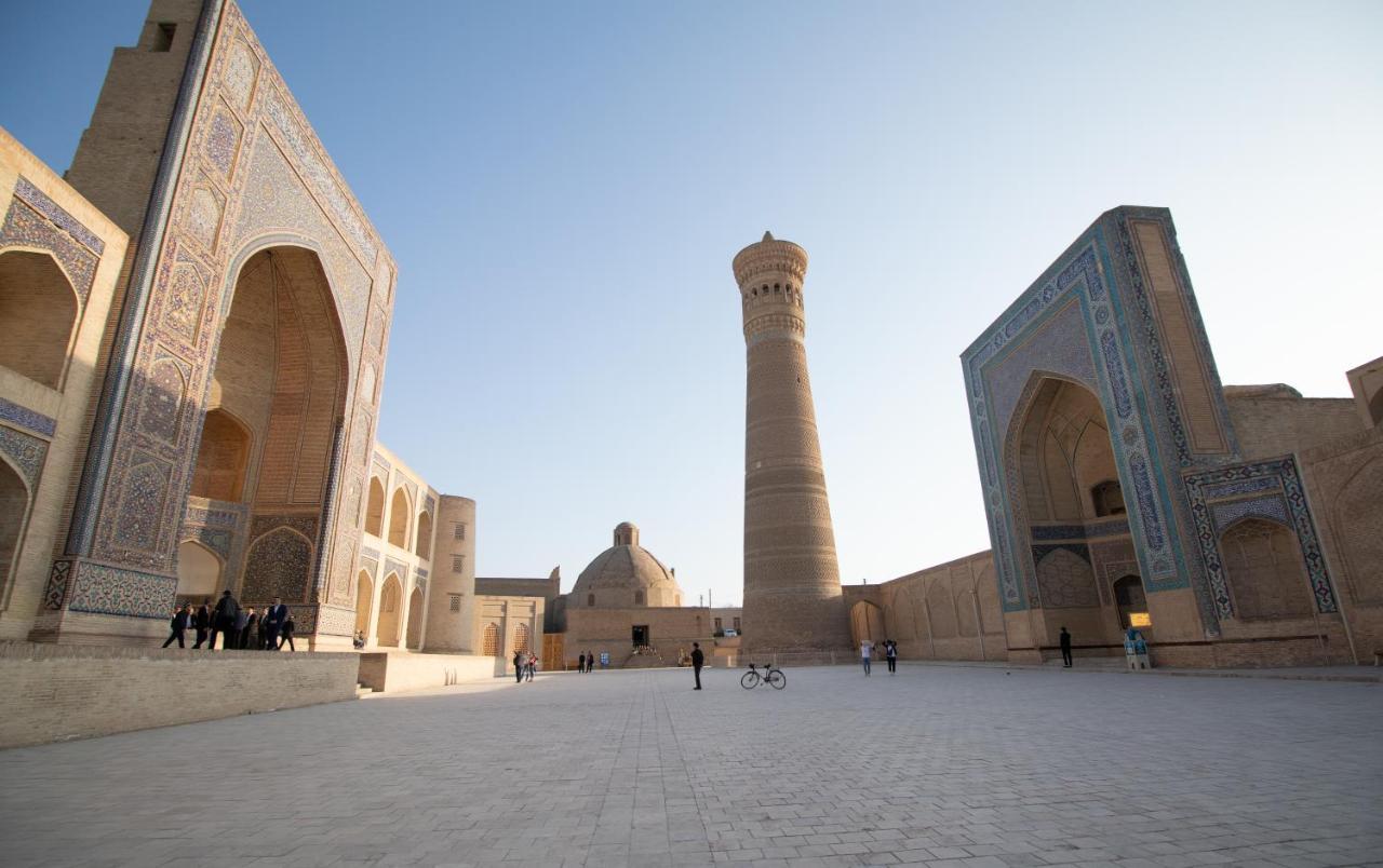 Bukhara Zaringiz Hotel Екстериор снимка