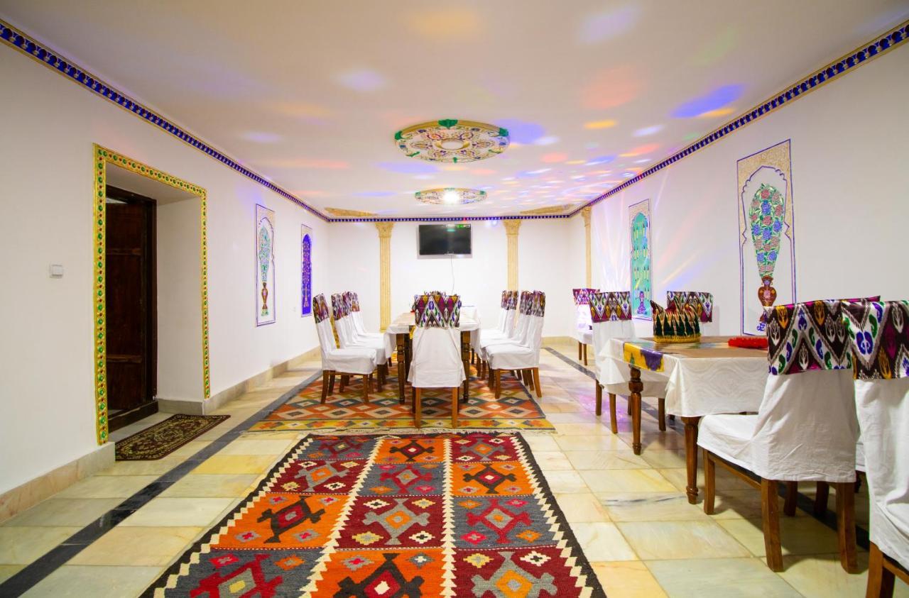 Bukhara Zaringiz Hotel Екстериор снимка