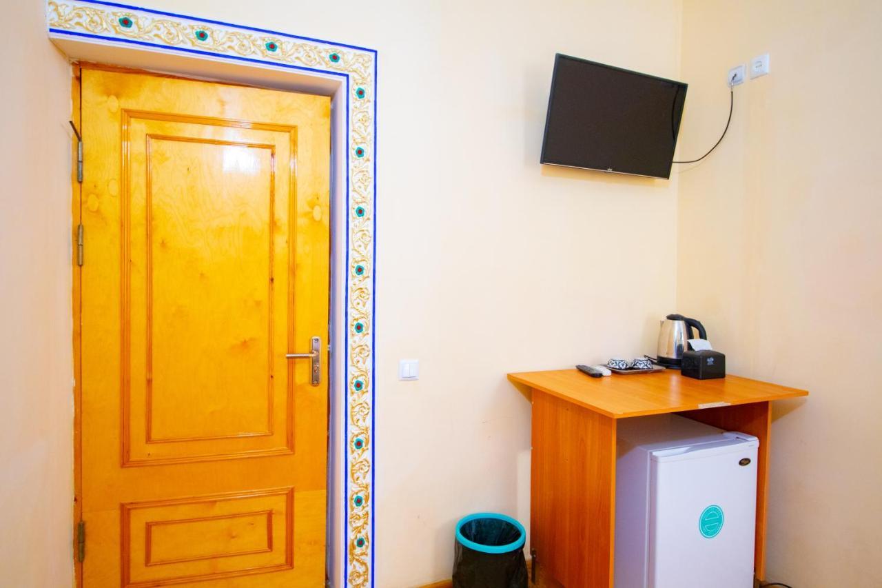 Bukhara Zaringiz Hotel Екстериор снимка