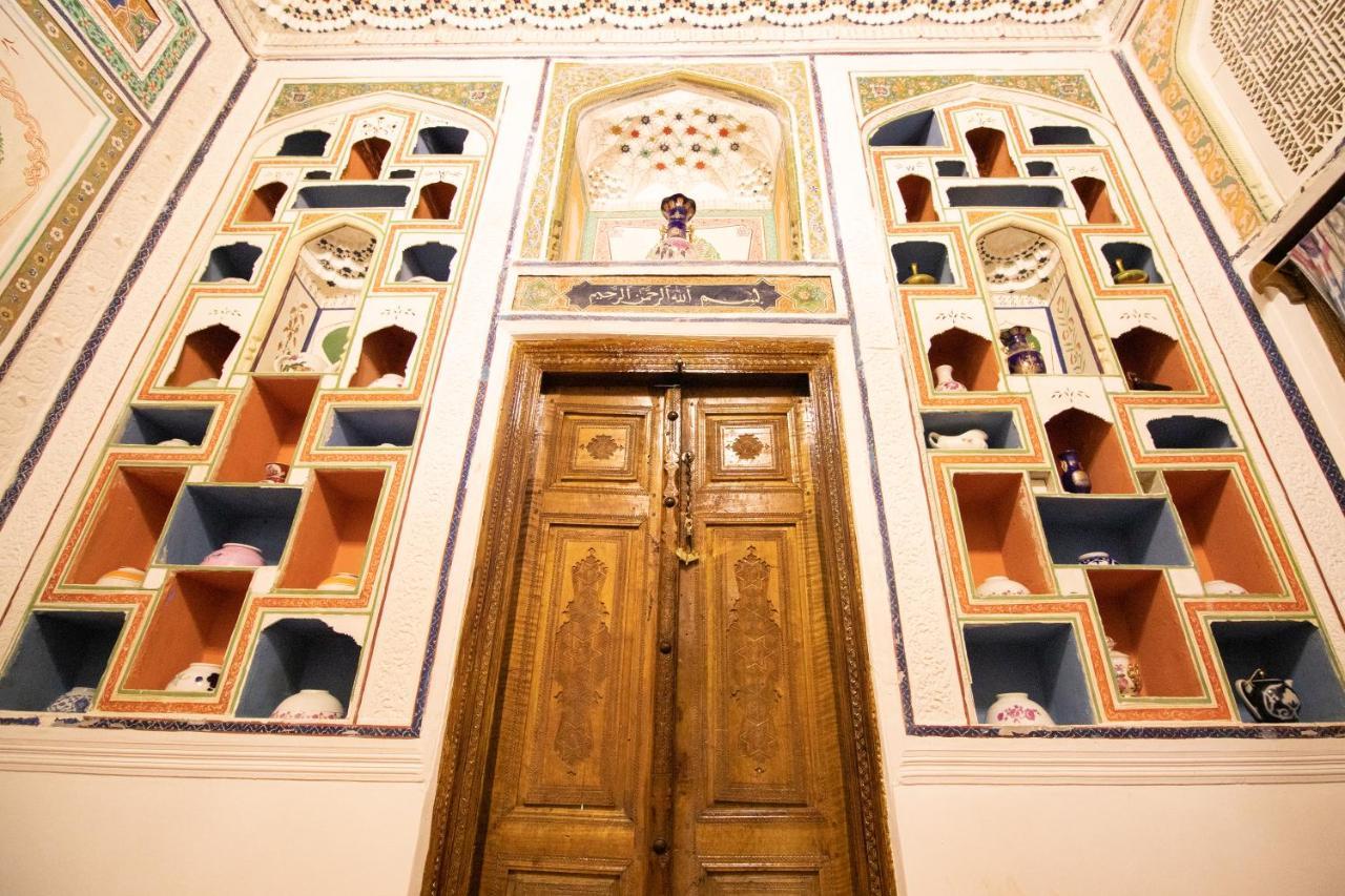 Bukhara Zaringiz Hotel Екстериор снимка
