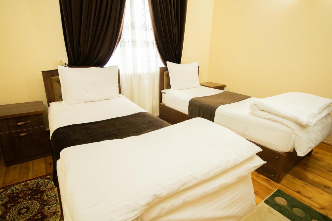 Bukhara Zaringiz Hotel Екстериор снимка