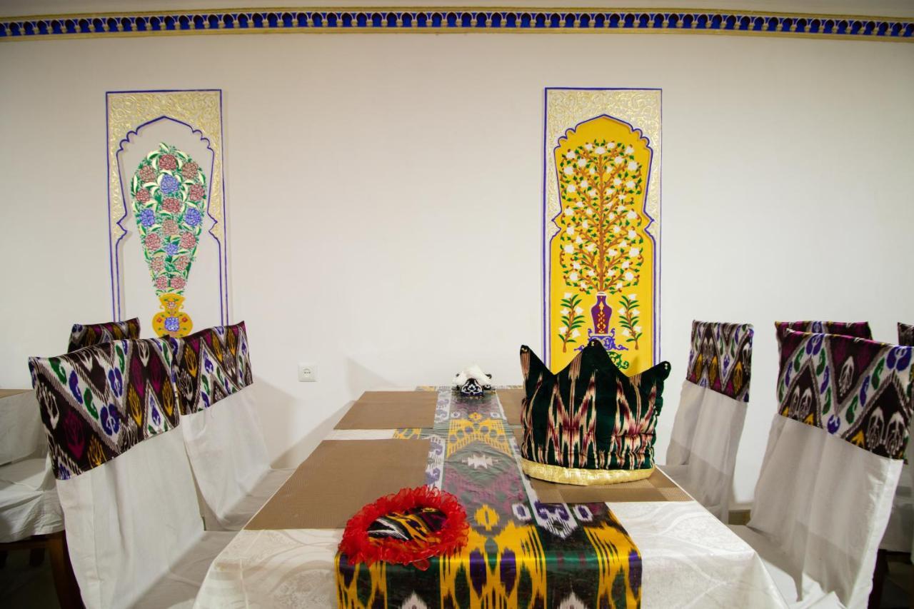 Bukhara Zaringiz Hotel Екстериор снимка