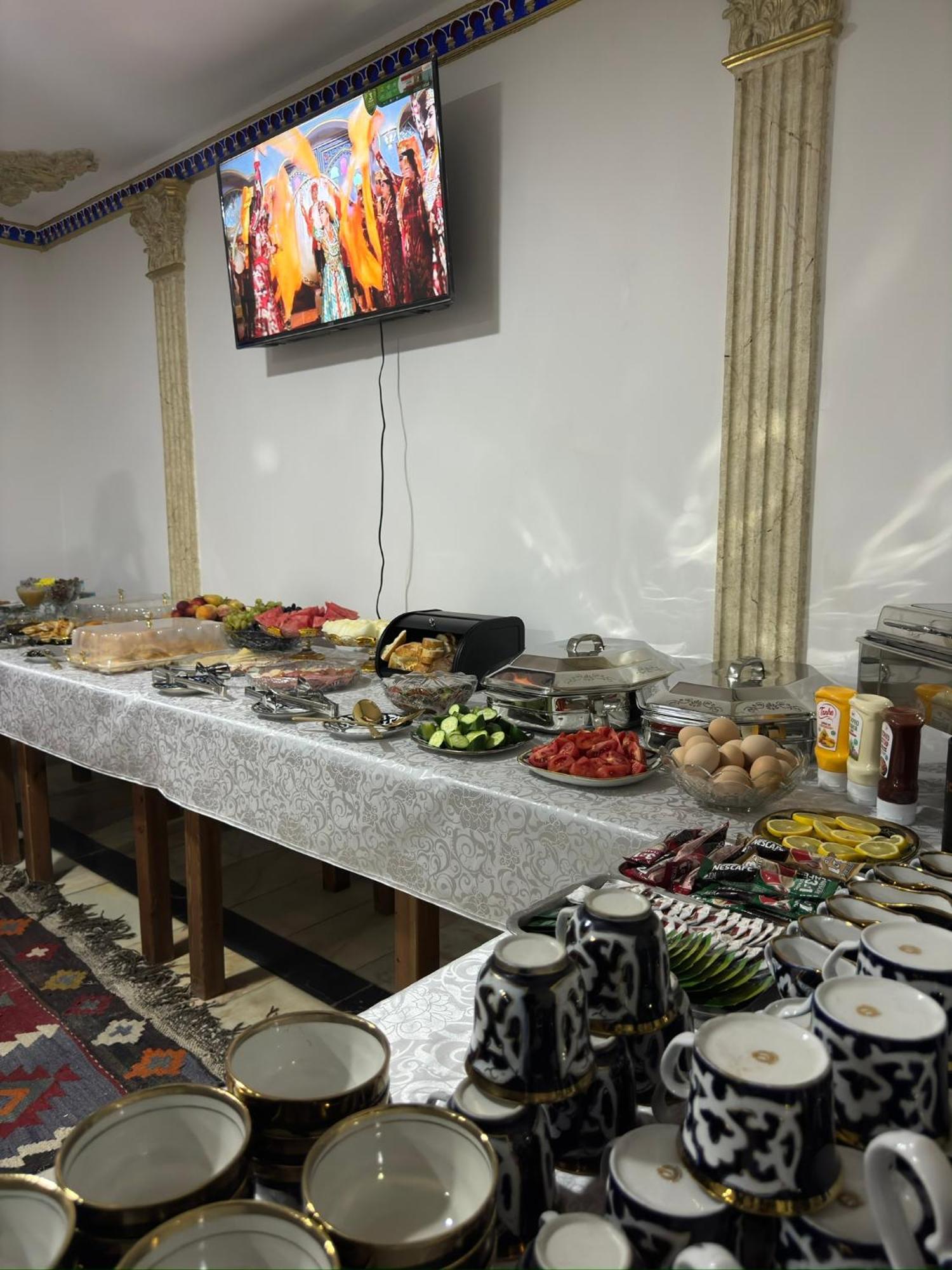 Bukhara Zaringiz Hotel Екстериор снимка